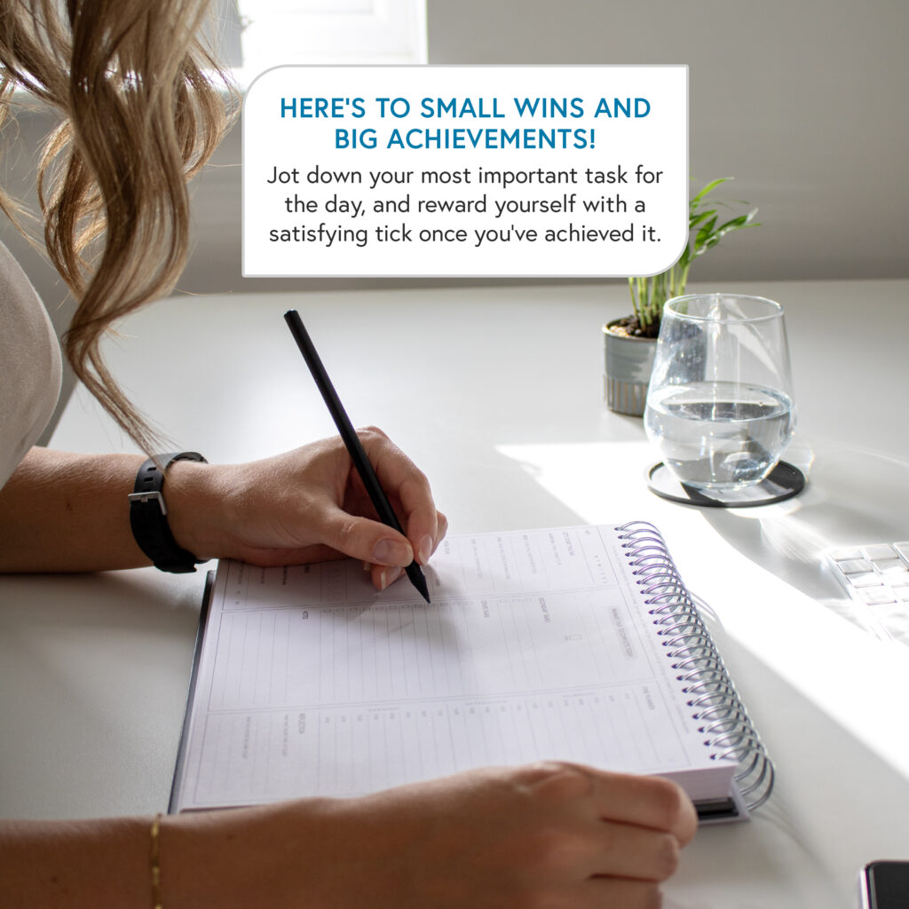 05_Productivity-Planner-Dark-Matte-Clear-Mind-Concepts